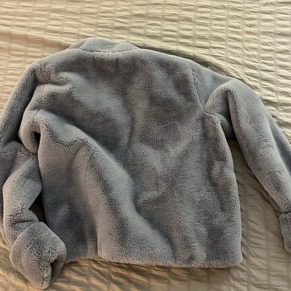 Baby Blue super soft faux fur xs jacket by Anthropology - Picture 7 of 7